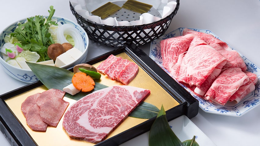 春のお得な特別プラン焼肉としゃぶしゃぶ両方食べ放題と飲み放題(120分）